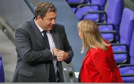 Lars Klingbeil und Verena Hubertz (Archiv) - Foto: via dts Nachrichtenagentur