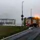 35 Schüler verließen den Bus rechtzeitig - Bild: Daniel Löb/dpa
