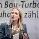 Bauministerin Hubertz will den Bau beschleunigen. (Archivbild) - Bild: Kay Nietfeld/dpa