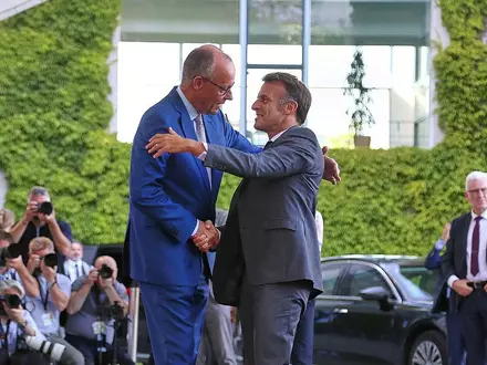 Friedrich Merz und Emmanuel Macron (Archiv) - Foto: via dts Nachrichtenagentur