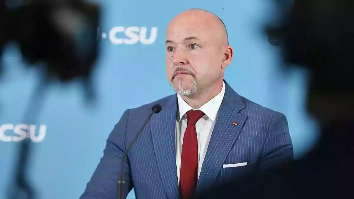 CSU bezeichnet Berlin-Sondierungen nach Emde-Post als "Lachnummer"