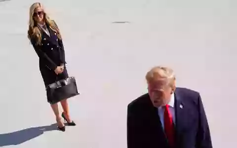 Zacharia hatte erst vor ein paar Tagen ihre erste Pressekonferenz als Trumps Sprecherin - nun gibt sie den Posten US-Kreisen zufolge schon wieder auf.(Archivbild) - Foto: Julia Demaree Nikhinson/AP/dpa