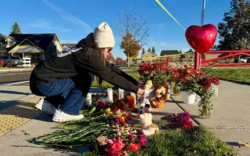Die Gewalttat sorgte für Entsetzen in der 100.000-Einwohner-Stadt Bend. - Foto: Haven Daley/AP/dpa