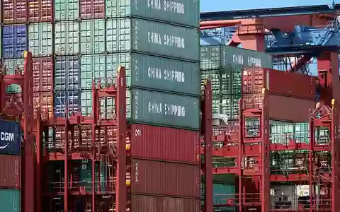 Container (Archiv) - Foto: via dts Nachrichtenagentur
