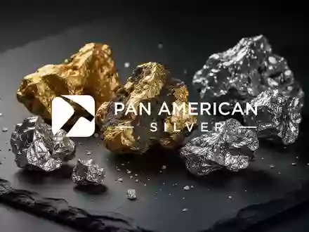 Rohgold- und Silbererzproben auf dunklem Schieferhintergrund als Symbol für den Edelmetallmarkt - Foto: über boerse-global.de