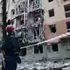 Täglich kommt es Zerstörungen durch russische Luftangriffe in der Ukraine.  - Bild: Kateryna Klochko/AP/dpa