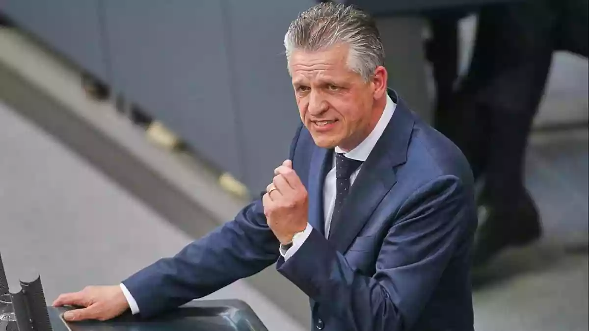 Frei pocht auf Abschaffung des Acht-Stunden-Tages