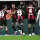 Schicks Rekordtor lässt Leverkusen zum 2:1 jubeln.  - Bild: Federico Gambarini/dpa