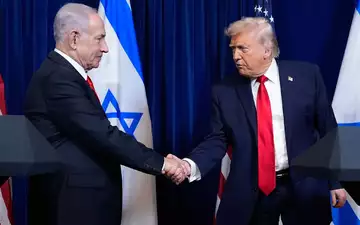 US-Präsident Donald Trump (r.) spricht eine Wahlempfehlung für den israelischen Ministerpräsidenten Benjamin Netanjahu (l.) aus. (Archivbild) - Foto: Alex Brandon/AP/dpa