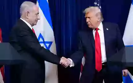 US-Präsident Donald Trump (r.) spricht eine Wahlempfehlung für den israelischen Ministerpräsidenten Benjamin Netanjahu (l.) aus. (Archivbild) - Foto: Alex Brandon/AP/dpa