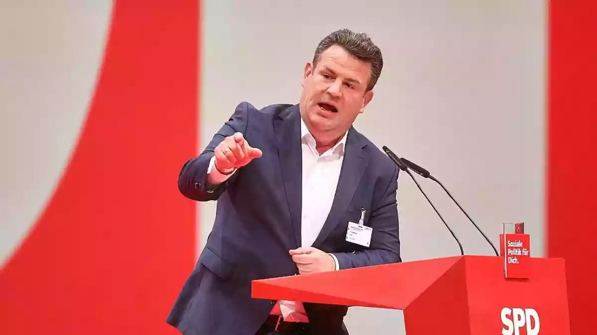 Heil schließt SPD-Vorsitz-Kandidatur nicht aus