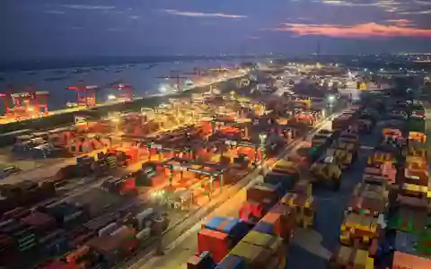 Der starke Außenhandel ist eine wichtige Stütze für Chinas Wachstum. (Archivbild) - Foto: Fang Dongxu/XinHua/dpa