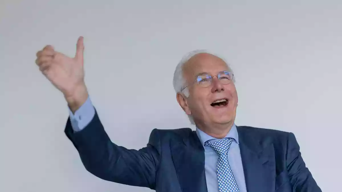 Harald Schmidt hat kein Auto mehr. (Archivbild) - Bild: Rolf Vennenbernd/dpa