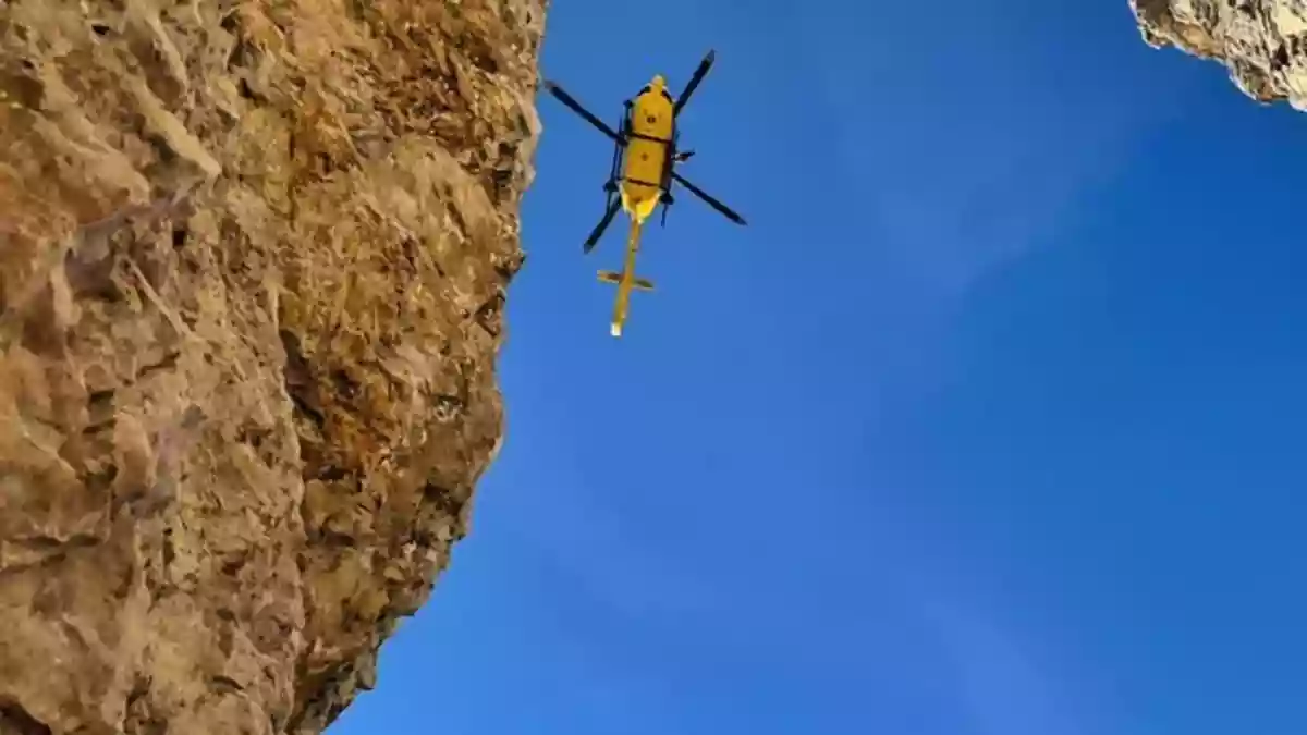 In den italienischen Alpen ist eine 32 Jahre alte deutsche Bergsteigerin ums Leben gekommen. (Symbolbild) - Bild: -/Italienische Bergrettung/dpa