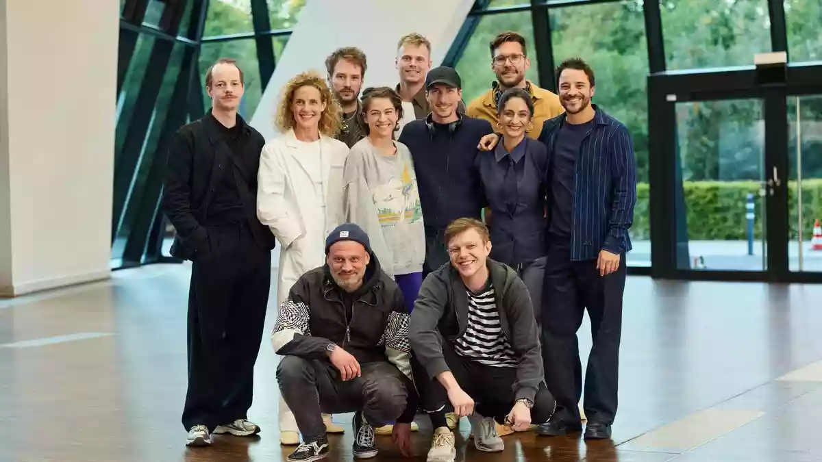 Drehschluss für NDR „Nordlichter“-Kinofilm „A Little Dream of Me“ mit Kostja Ullmann, ?afak ?engül und Henriette Confurius - Bild: presseportal.de