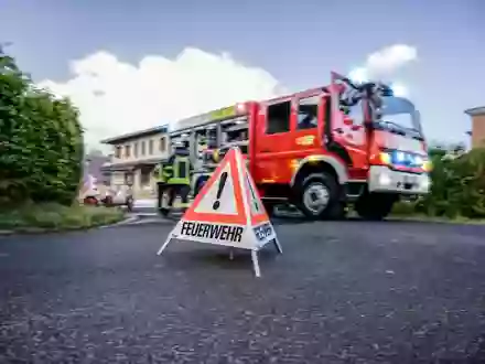 FFW Schwalmtal: Brennende Gasflasche auf der Schillerstraße - Foto: presseportal.de