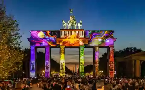 Wie eine fünfte Jahreszeit: Millionen strahlende Gesichter beim FESTIVAL OF LIGHTS 2026 in Berlin - Foto: presseportal.de