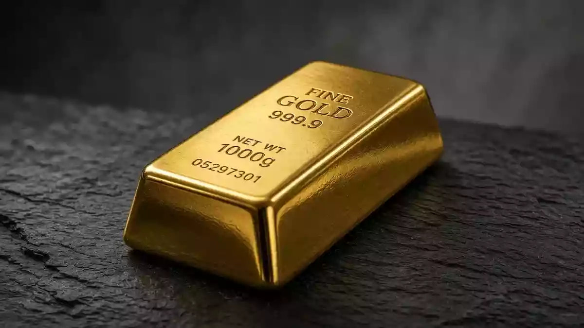 Gold Ends Slightly Lower as Fed Pause Hopes Offset Rate Fears