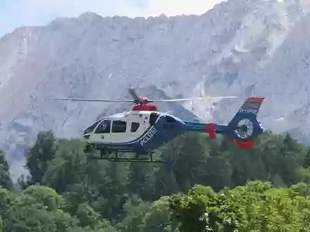 Polizeihubschrauber nahe Schloss Elmau  (Archiv) - Foto: via dts Nachrichtenagentur