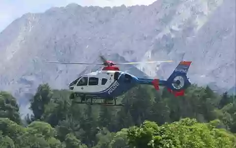 Polizeihubschrauber nahe Schloss Elmau  (Archiv) - Foto: via dts Nachrichtenagentur