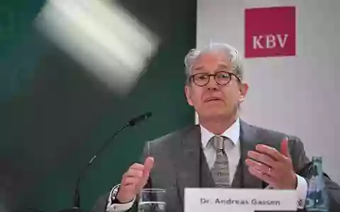 Nur bei zusätzlichem Geld für die ambulante Versorgung wird es nach Aussage von KBV-Chef Andreas Gassen mehr Termine geben können. (Archivbild) - Foto: Markus Lenhardt/dpa