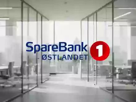 Abstrakte Darstellung einer modernen Finanzumgebung mit Fokus auf Wachstum und Stabilität im Banken- und Versicherungssektor - Foto: über boerse-global.de