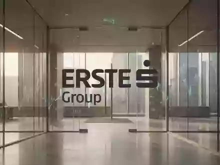 Abstrakte Darstellung moderner Bankarchitektur mit reflektierendem Licht und einer Atmosphäre finanzieller Stabilität. - Foto: über boerse-global.de
