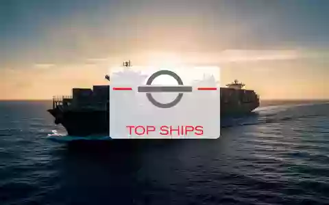 Modernes Containerschiff auf dem Ozean bei Sonnenuntergang als Symbol für den maritimen Sektor - Foto: über boerse-global.de