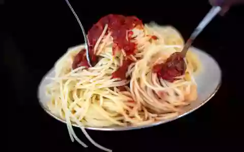 Spaghetti bleiben die beliebteste Nudelsorte in Deutschland (Symbolbild) - Foto: Sina Schuldt/dpa