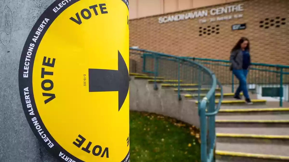 Gut drei Millionen Wahlberechtigte waren in Alberta zur Stimmabgabe aufgerufen. (Archivbild) - Bild: Jeff McIntosh/The Canadian Press/AP/dpa
