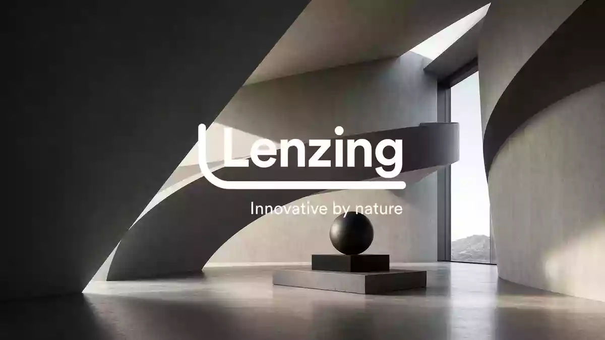 Lenzing Rights Issue Hits Deadline as Berenberg Flags Margin Woes