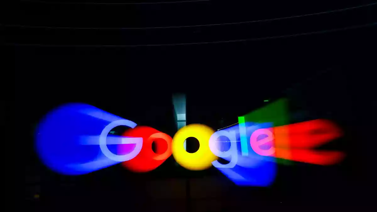 Google kündigte Widerstand gegen das Urteil an (Archivbild) - Bild: Christian Charisius/dpa