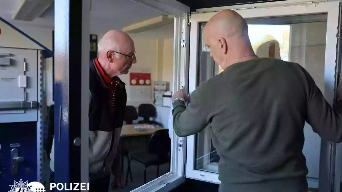 POL-RE: Kreis Recklinghausen/Bottrop: Aktionswochenende Einbruchschutz - Eine Stunde mehr für mehr Sicherheit - Bild: presseportal.de