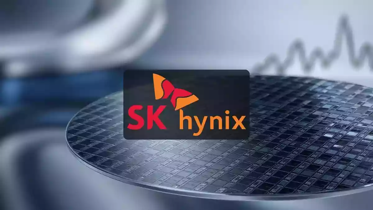 SK Hynix Falls 4.2% in Chip Selloff, Then Rebounds on Super Micro Sales