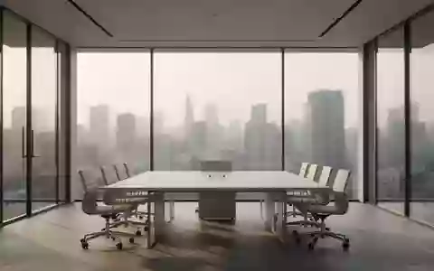 Ein minimalistischer, leerer Konferenzraum mit Glaswänden und Blick auf eine verschwommene Stadtlandschaft bei Tagesanbruch. - Foto: über boerse-global.de