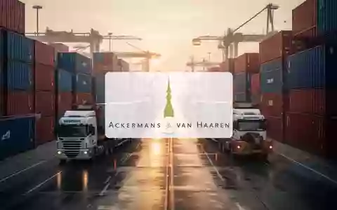 Modernes Logistikzentrum bei Sonnenaufgang als Symbol für industrielle Investitionen und Wachstum. - Foto: über boerse-global.de