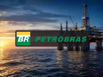 Moderne Offshore-Ölplattform bei Sonnenaufgang als Symbol für die Energiebranche. - Foto: über boerse-global.de