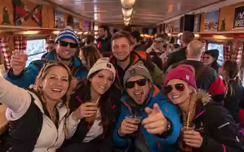 NEU: Aprés-Ski Party im UEX Skizug / Urlaubs-Express präsentiert Hüttenwochen auf Schienen / Fahrten ab Hamburg, Bremen und NRW - Foto: presseportal.de