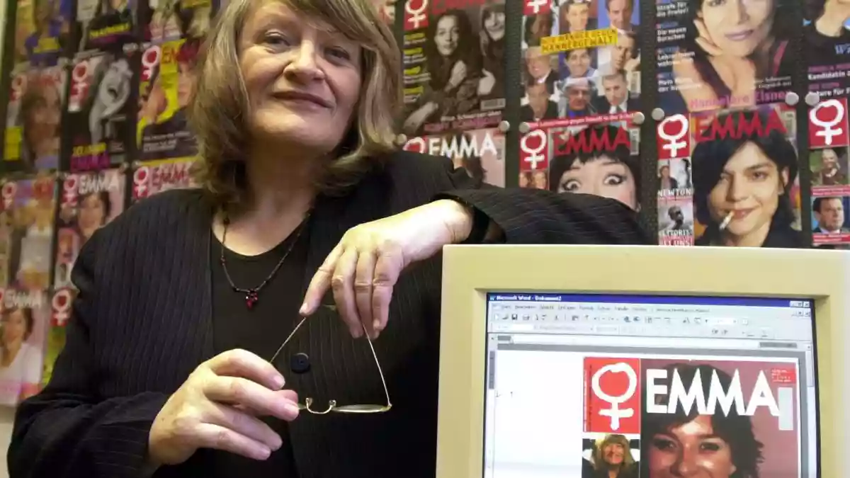 Alice Schwarzer hat in der Geschichte ihres feministischen Magazins «Emma» - hier beim 25-jährigen Jubiläum - viele Kampagnen angestoßen. (Archivbild) - Bild: picture alliance / dpa