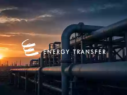 Industrielle Pipeline-Infrastruktur bei Sonnenuntergang als Symbol für den Energiesektor. - Foto: über boerse-global.de