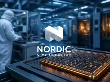 Abstrakte Darstellung von Halbleiter-Chips in einer technologischen Arbeitsumgebung mit kühler, professioneller Beleuchtung. - Foto: über boerse-global.de