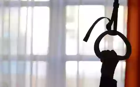 Eine neue medizin-ethische Leitlinie soll helfen, auch über bestehende andere Handlungsoptionen aufzuklären, wenn Menschen in existenzieller Not über einen assistierten Suizid nachdenken. (Symbolfoto) - Foto: picture alliance / dpa