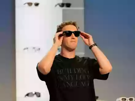 Drohte mit dem Wegzug aus Kallifornien: Meta-Chef Mark Zuckerberg. (Archivbild) - Foto: Jeff Chiu/AP/dpa