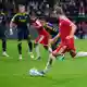 Vom Punkt verwandelt Harry Kane fast immer sicher.  - Bild: Sven Hoppe/dpa