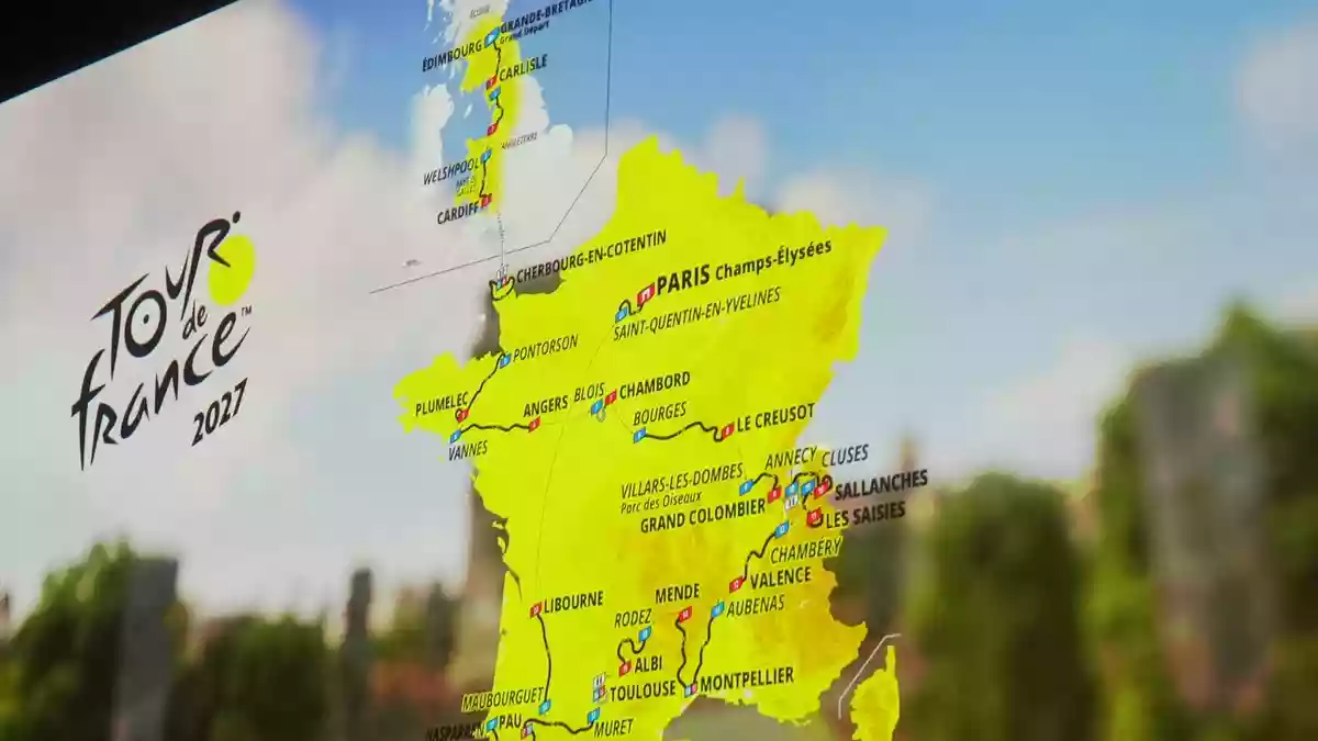 Von Edinburgh nach Paris - das ist die Tour-Strecke 2027 - Bild: Thibault Camus/AP/dpa