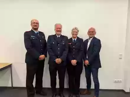 FW Flotwedel: Personelle Wechsel und Verabschiedungen im Gemeindekommando der Feuerwehr Flotwedel - Foto: presseportal.de