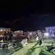 Rettungskräfte richteten provisorische Unterkünfte ein.  - Bild: Uncredited/XinHua/dpa
