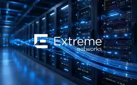 Abstrakte Darstellung moderner Serverinfrastruktur mit blauem Licht als Symbol für die Integration von KI-Assistenten. - Foto: über boerse-global.de