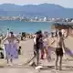 «Sobald wir auf der Insel landen, fühlt es sich an wie nach Hause kommen.» - Bild: Clara Margais/dpa
