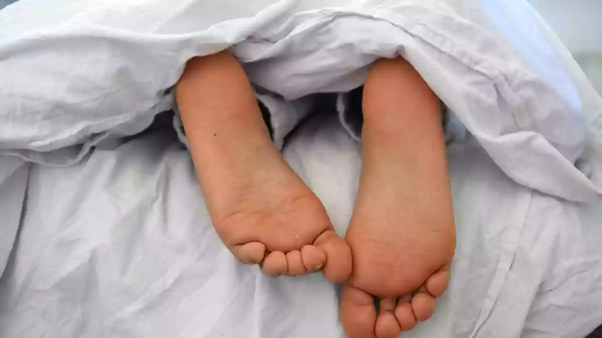 Wenn die Uhren umgestellt werden, kann man schon einmal durcheinanderkommen im Alltag. (Symbolbild) - Bild: Elisa Schu/dpa